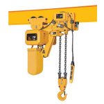 Low head room electric chain hoist